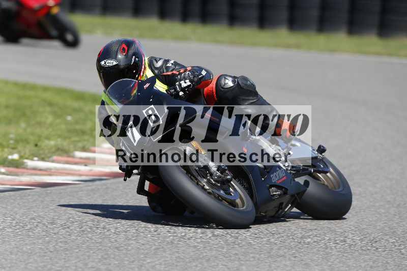 /43 08.08.2025 Discover the Bike ADR/Race 3 rot/178